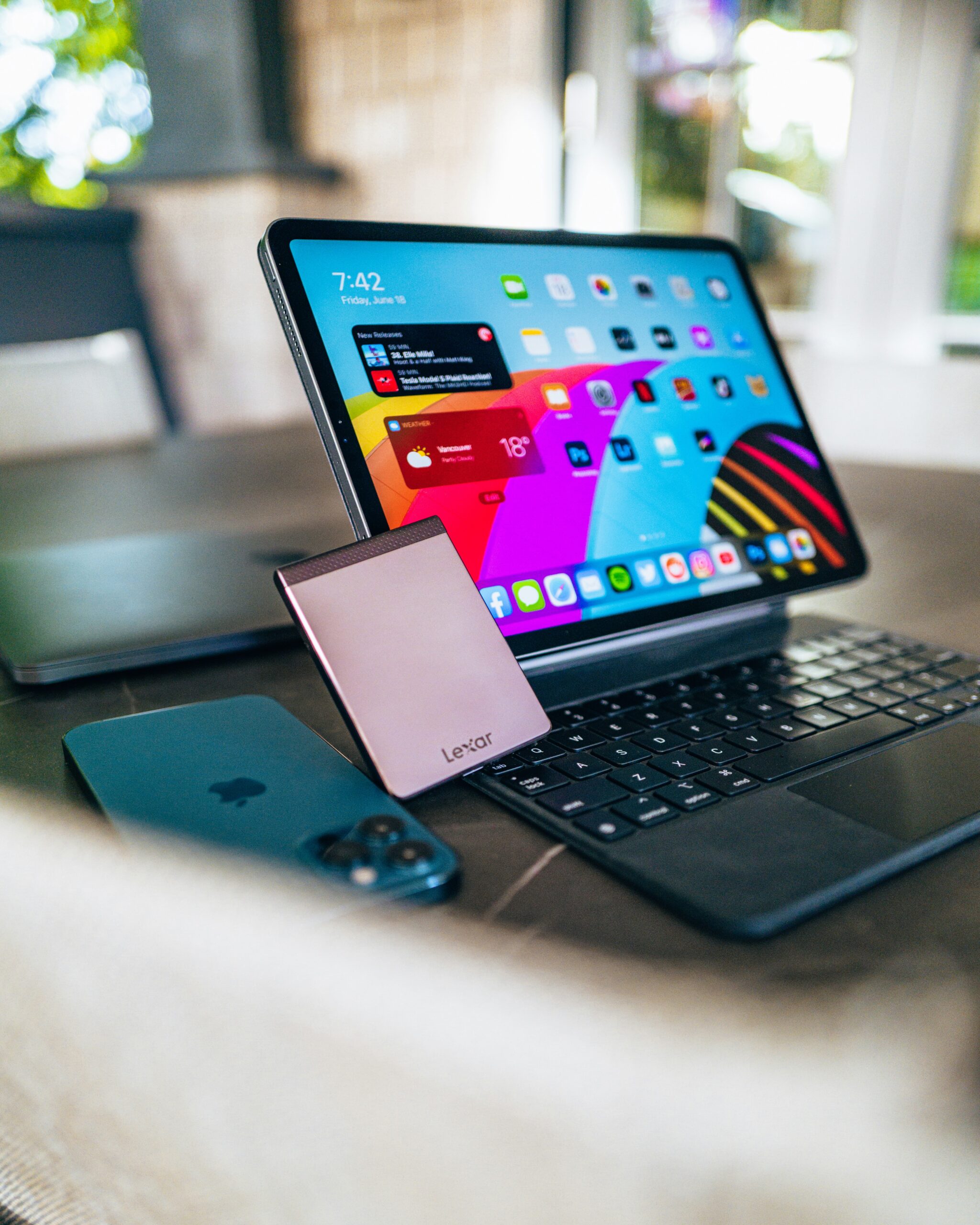 Ultra book